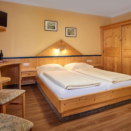 Hotel Hubertushof 플라차우 외부 사진