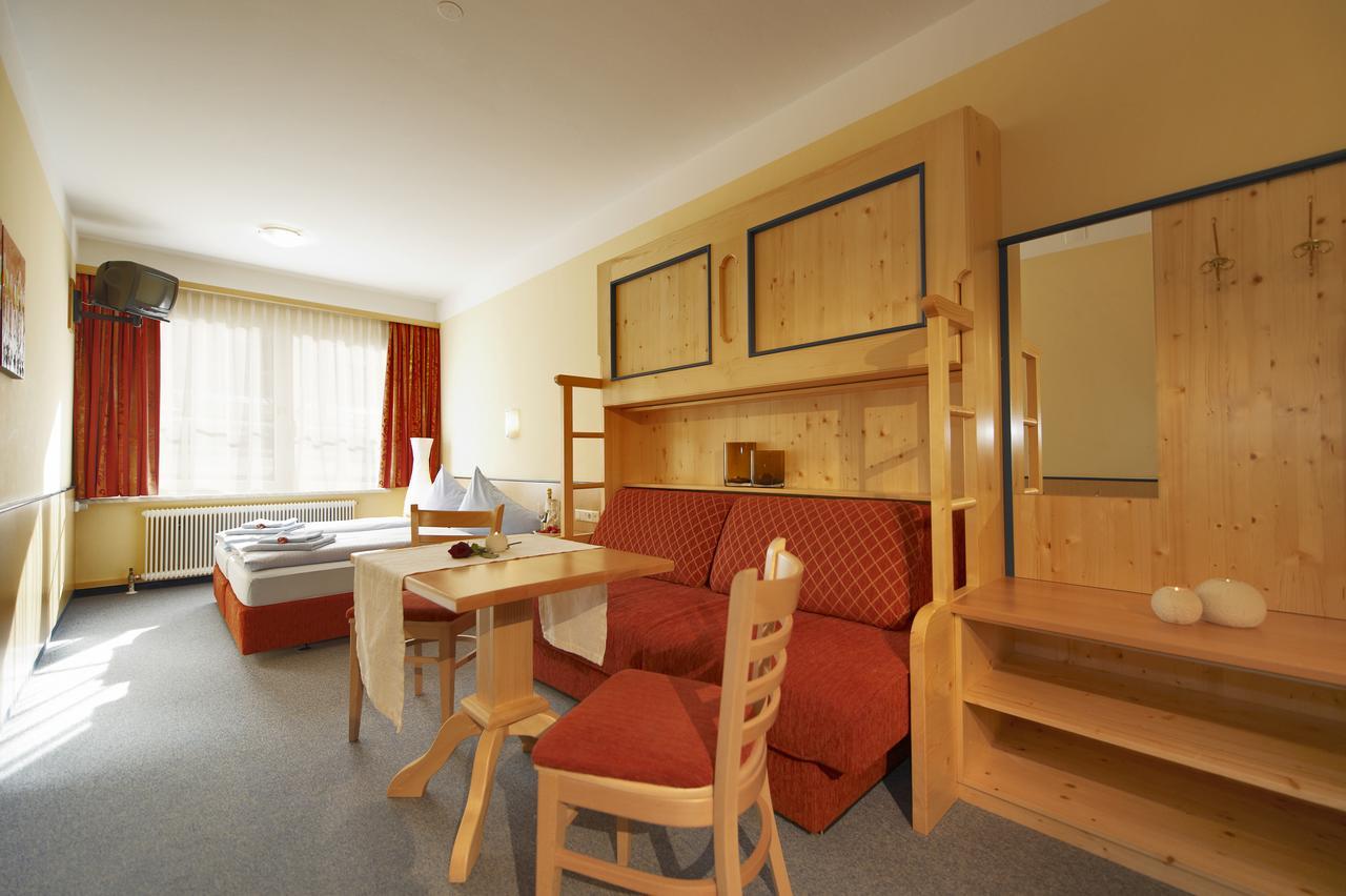 Hotel Hubertushof 플라차우 외부 사진