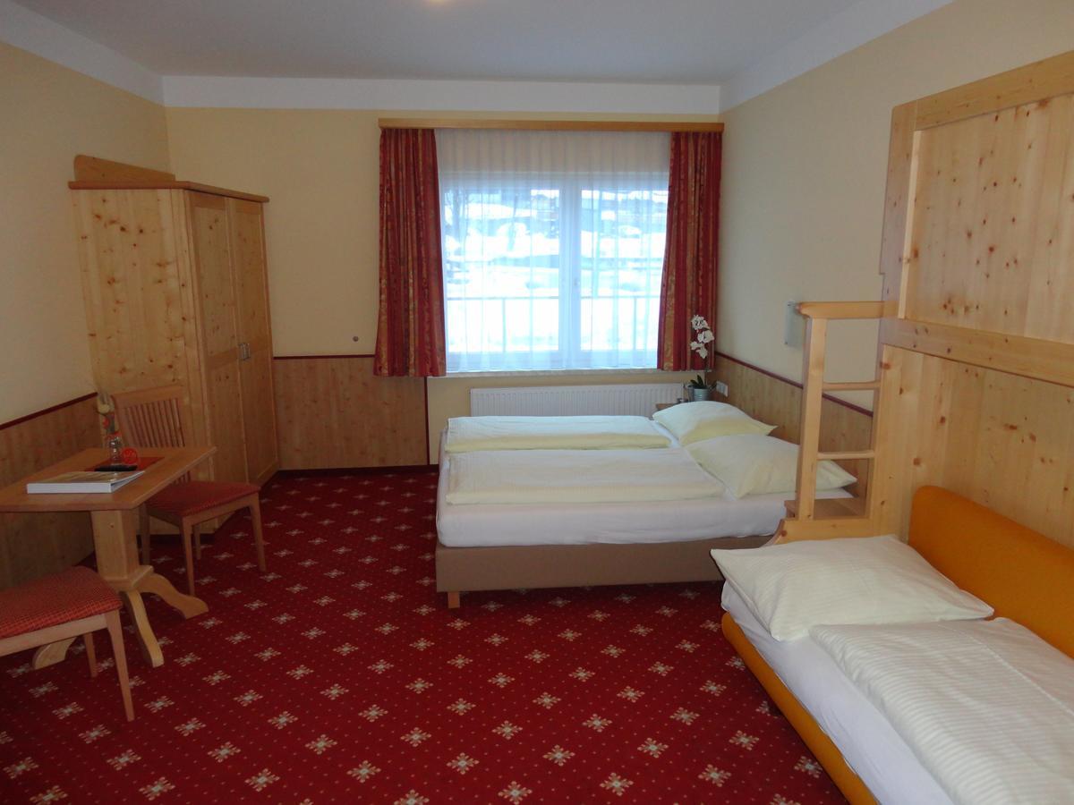 Hotel Hubertushof 플라차우 외부 사진