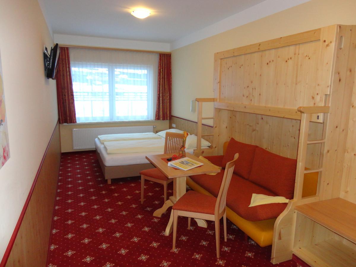 Hotel Hubertushof 플라차우 외부 사진