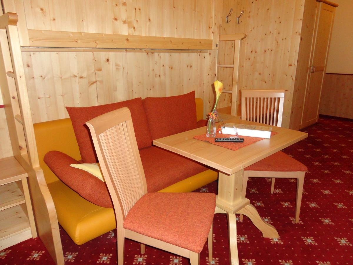 Hotel Hubertushof 플라차우 외부 사진